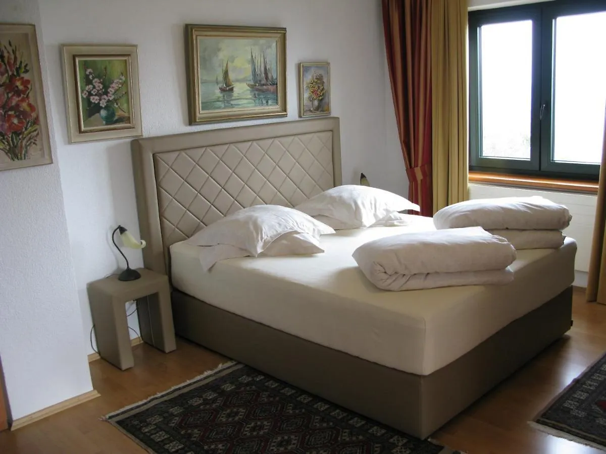 Bed And Breakfast Villa Iris Moscenicka Draga Bed & Breakfast