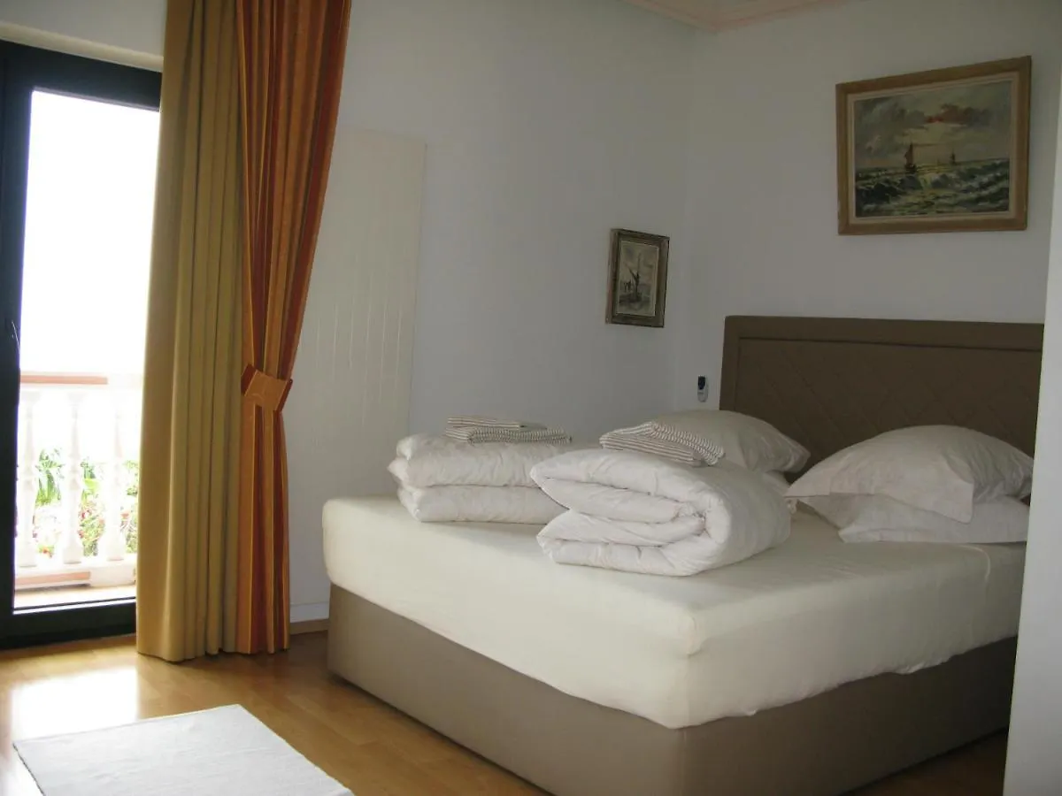 Bed And Breakfast Villa Iris Moscenicka Draga Croatia