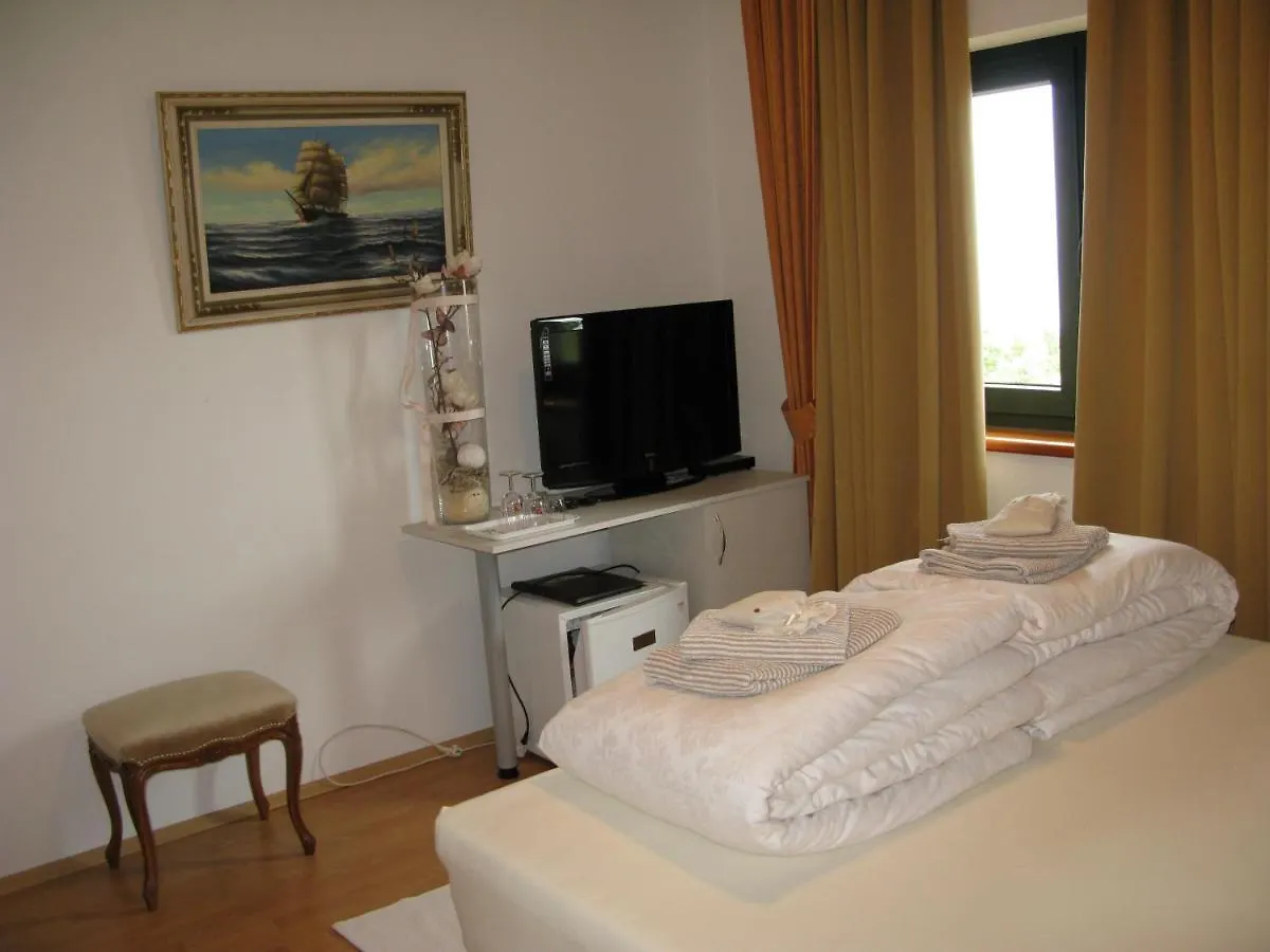Bed & Breakfast Bed And Breakfast Villa Iris Moscenicka Draga
