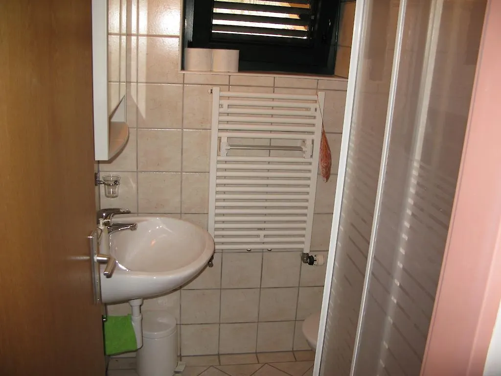 Bed And Breakfast Villa Iris Moscenicka Draga 3*,