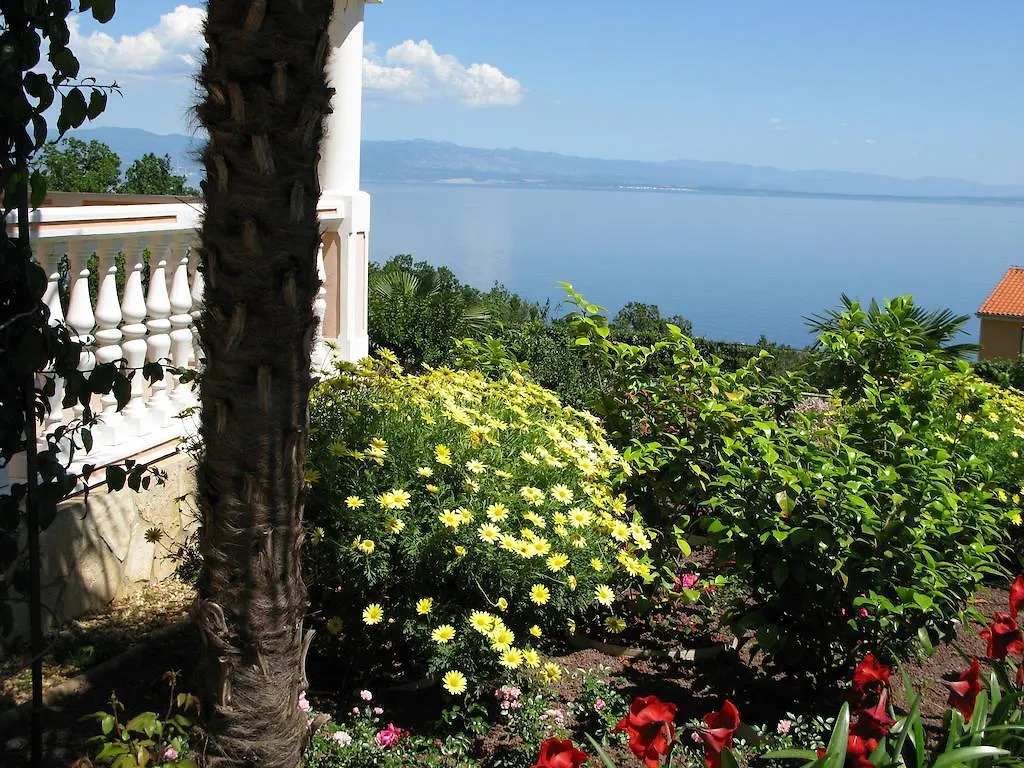 Bed And Breakfast Villa Iris Moscenicka Draga Bed & Breakfast