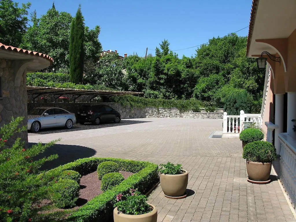Bed And Breakfast Villa Iris Moscenicka Draga Croatia