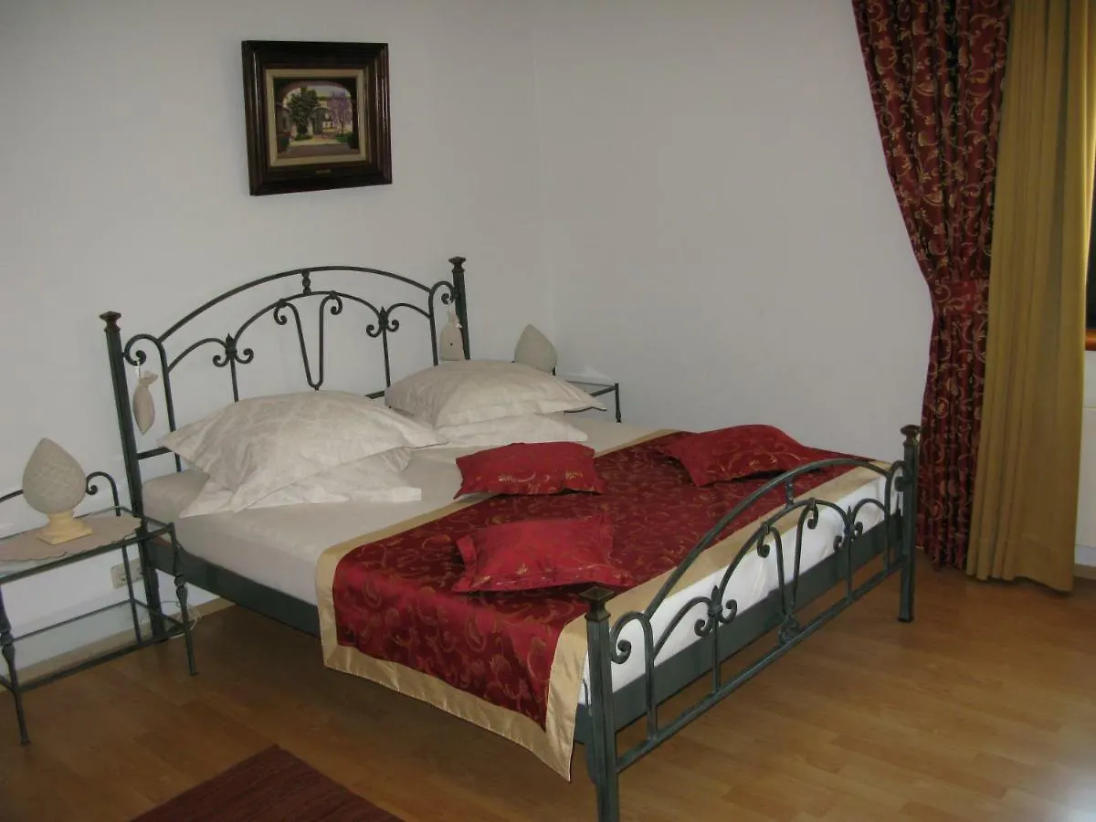 *** Bed & Breakfast Bed And Breakfast Villa Iris Moscenicka Draga Croatia